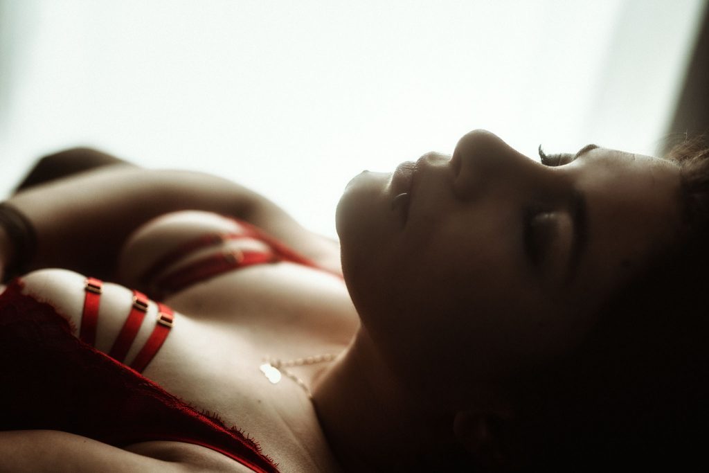 Boudoir Shooting, Plus Size Boudoir Stuttgart, Boudoir Fotografin Böblingen, Dessous Shooting, Aktshooting Stuttgart, Erotisches Fotoshooting, Boudoir Fotograf, Boudoir Fotostudio, Akt Fotografin, curvy boudoir suttgart,