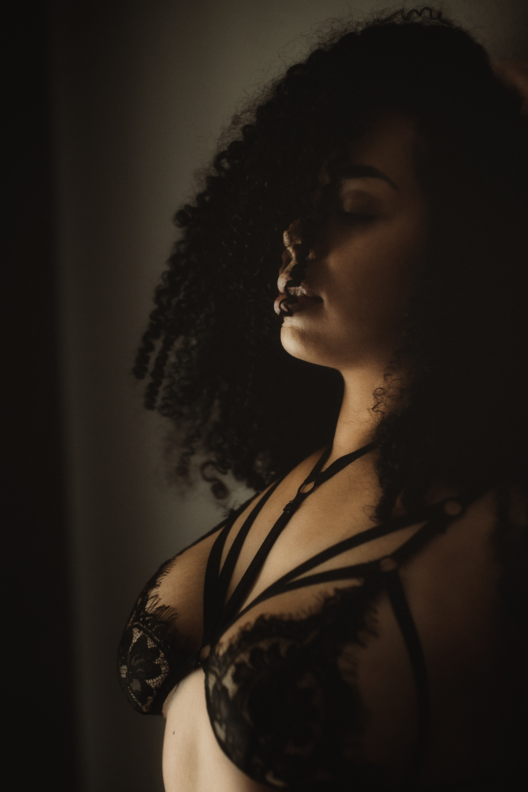 Boudoir Shooting, Plus Size Boudoir Stuttgart, Boudoir Fotografin Böblingen, Dessous Shooting, Aktshooting Stuttgart, Erotisches Fotoshooting, Boudoir Fotograf, Boudoir Fotostudio, Akt Fotografin, curvy boudoir suttgart,