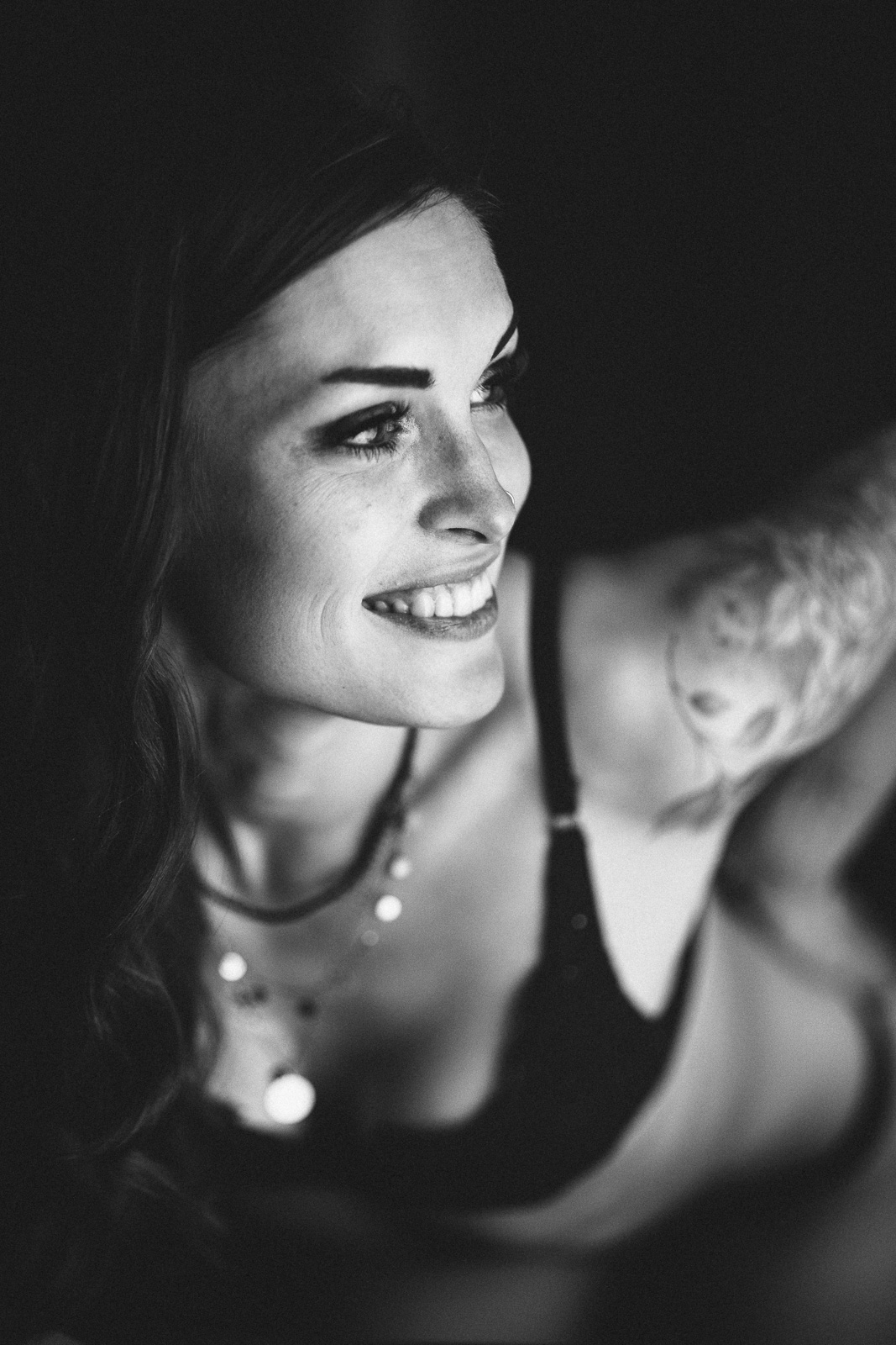 Boudoir Shooting Stuttgart, Aktshooting Stuttgart, Boudoir Fotograf Stuttgart, Boudoir Fotografin Böblingen, Dessous Shooting Stuttgart, sinnliches Fotoshooting, Fotoshooting Stuttgart, erotische Bilder machen lassen, akt fotografin, boudoir fotostudio, boudoir shooting in der nähe